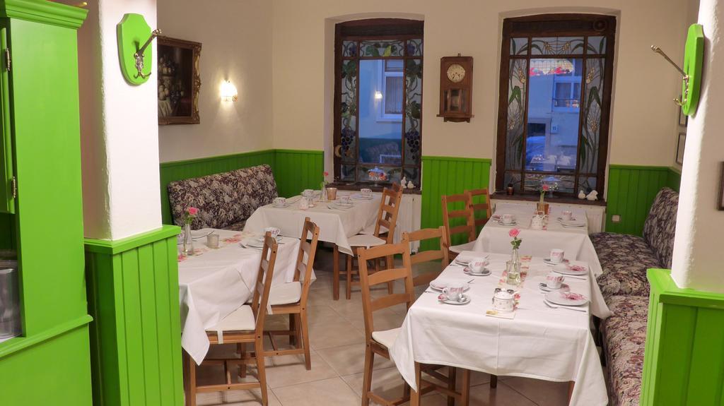 Romantisches Hotel Zur Traube Schwerin Schwerin  Esterno foto