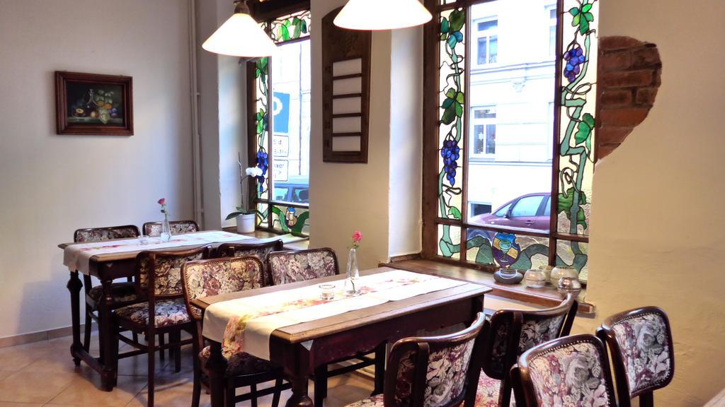 Romantisches Hotel Zur Traube Schwerin Schwerin  Esterno foto