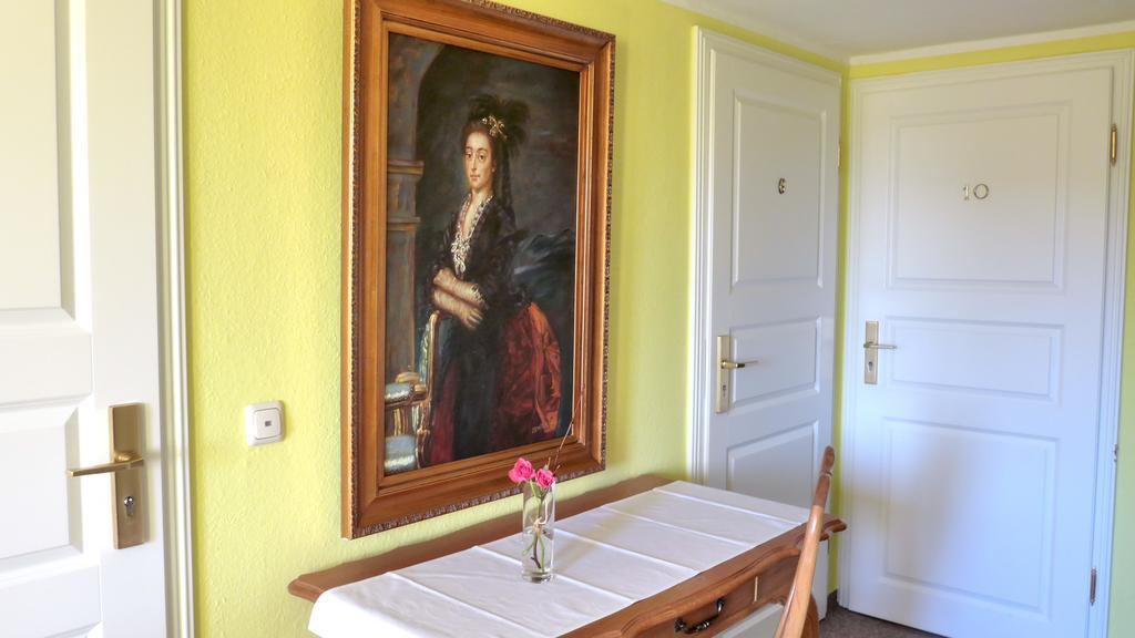 Romantisches Hotel Zur Traube Schwerin Schwerin  Esterno foto